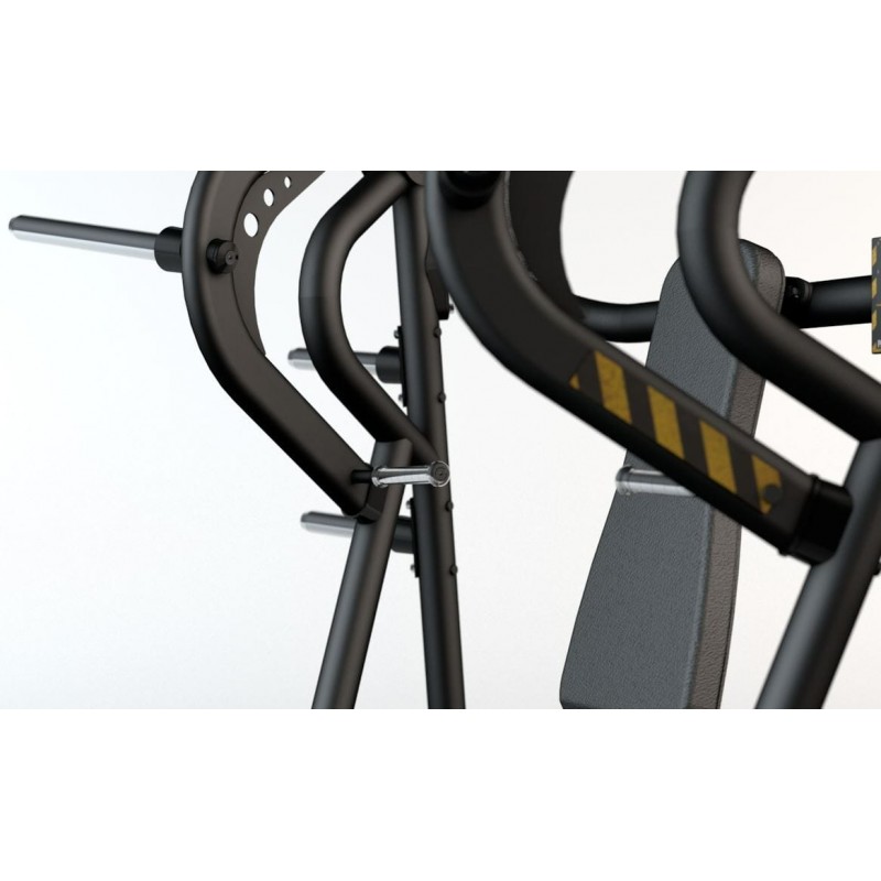 Chest Press - Konvergált isolaterális szabadsúlyos melltőlnyomó gép
